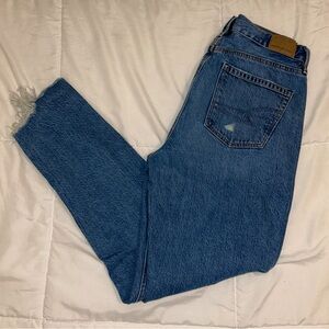 American Eagle - Size 0 Regular - Mom Jean style